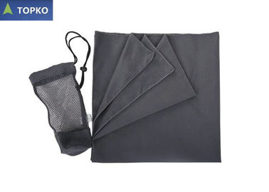 L'asciugamano di viaggio di Microfiber con porta l'essiccazione assorbente della borsa e veloce ultra compatta